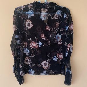 ASTR Long Sleeve Floral Top